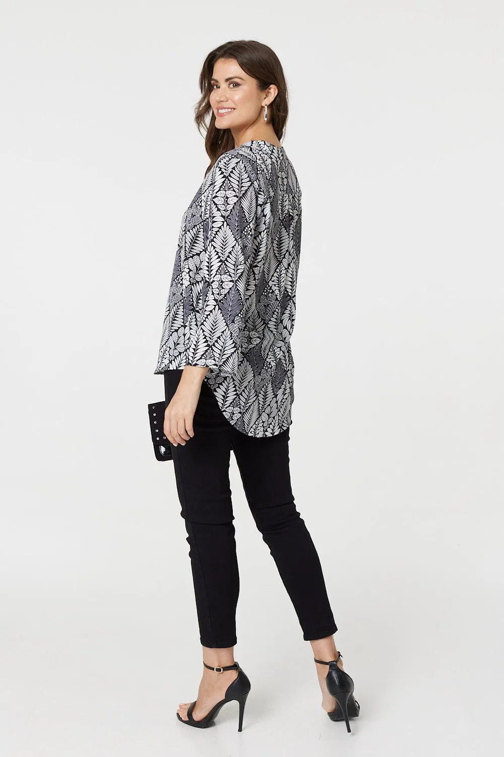 Leaf Print 3/4 Sleeve Curve Hem Blouse